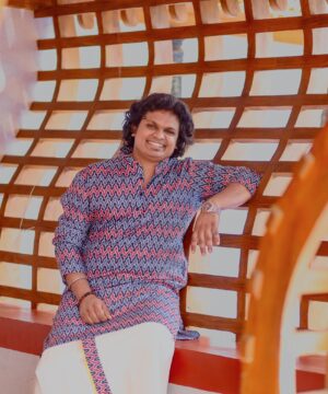 Indigo Blue & Brick Red Zig-Zag Patterned